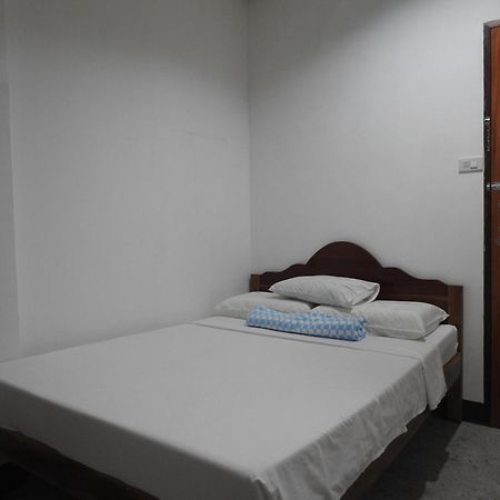 מואלבואל Pacifico Seaside Lodge מראה חיצוני תמונה